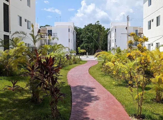 2-bedroom By The Jungle W/ Swimming Pool